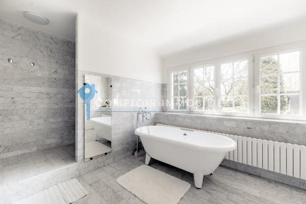 Maison de village 7 pièce(s) 4 chambre(s) 210 m²