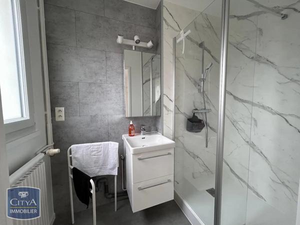 Appartement à louer 2 pièces 42.13m² Limoges (87000)