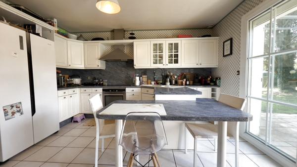 Boutervilliers (91150) Maison 6 chambres 223 m2