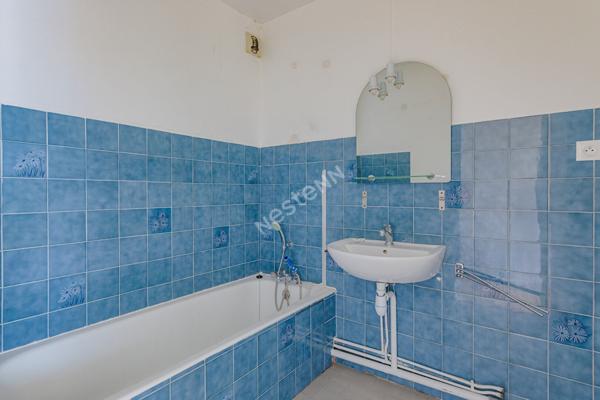 Appartement T4 VILLEURBANNE entre La Doua et Republique , Grande terrasse et possibilite garage.