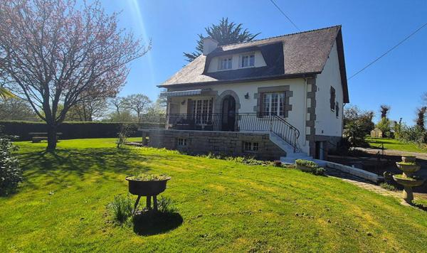 Broons  Maison avec Grand terrain
