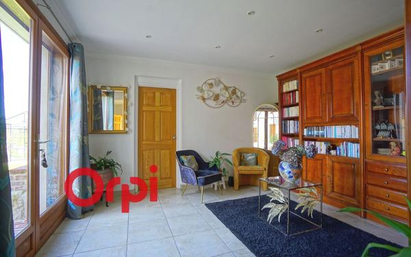 Maison à vendre    9 pièces •  Bernay