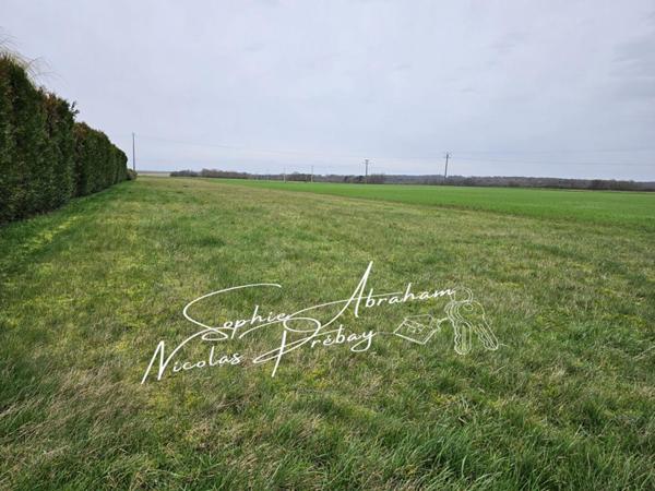 Terrain à bâtir à viabiliser de 1970 m² env