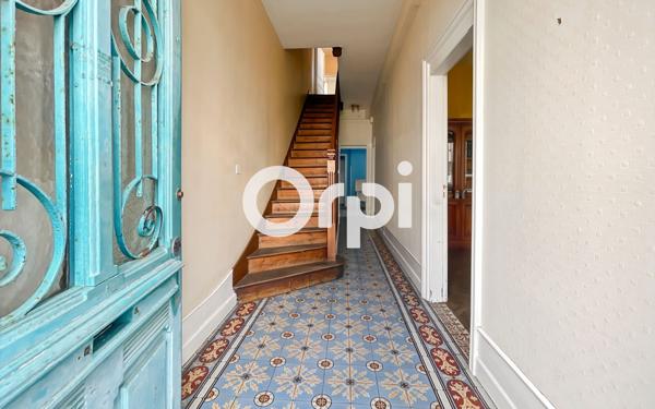 Maison à vendre    6 pièces • 163,38 m2 Arras