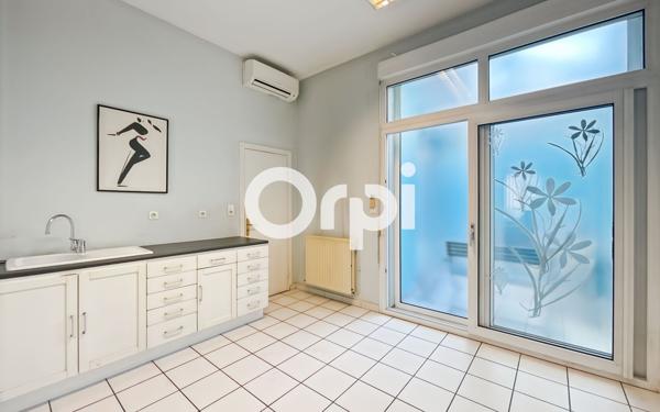 Maison à vendre    6 pièces • 163,38 m2 Arras