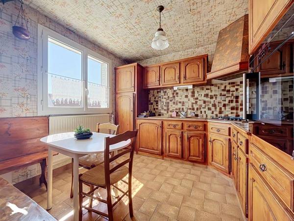 Maison à vendre 119 460 € Saint-Aignan 4 p 90 m² DPE E