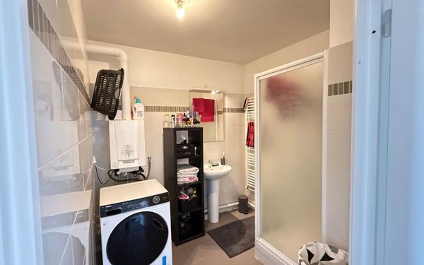 Appartement à vendre    2 pièces • 49,04 m2 Drancy