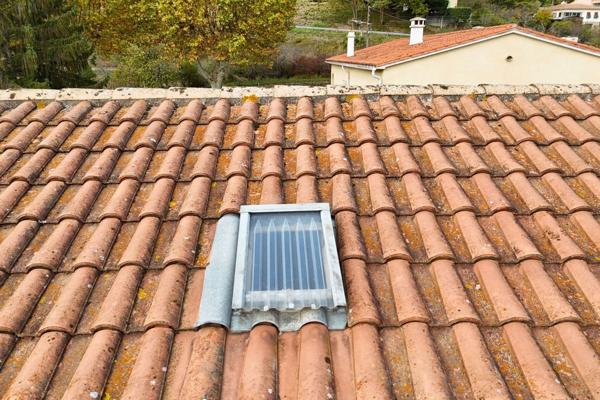A vendre : Maison mitoyenne à rénover avec grand jardin – Bord de l’Au