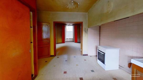 A vendre : Maison mitoyenne à rénover avec grand jardin – Bord de l’Au