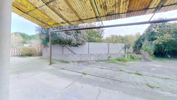 A vendre : Maison mitoyenne à rénover avec grand jardin – Bord de l’Au