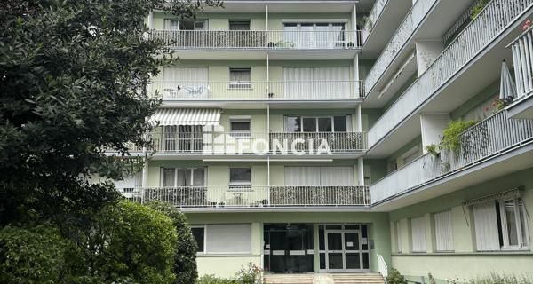 À vendre Studio 30 m² - Ivry-sur-seine 94200