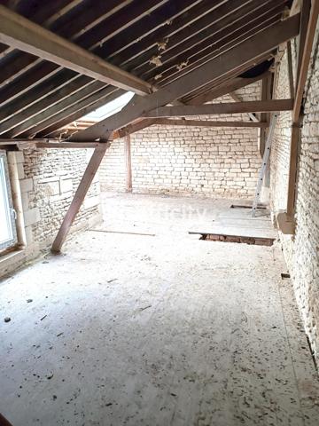 Maison 10 pièces - 338 m²