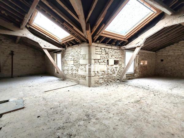 Maison 10 pièces - 338 m²