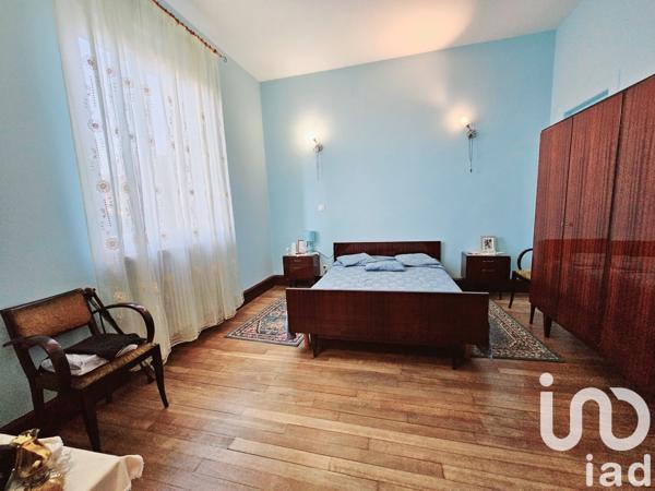 Maison 10 pièces de 238 m² à Conflans-en-Jarnisy (54800)