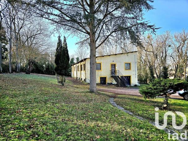 Maison 10 pièces de 238 m² à Conflans-en-Jarnisy (54800)