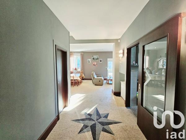 Maison 10 pièces de 238 m² à Conflans-en-Jarnisy (54800)