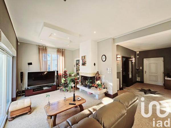 Maison 10 pièces de 238 m² à Conflans-en-Jarnisy (54800)