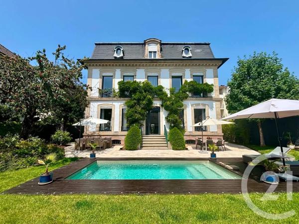 Maison à vendre  12 pièces - 358,10 m 2   REMIREMONT  - 88