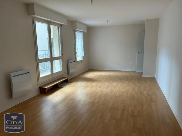 Appartement à louer 2 pièces 58.76m² Rennes (35000)