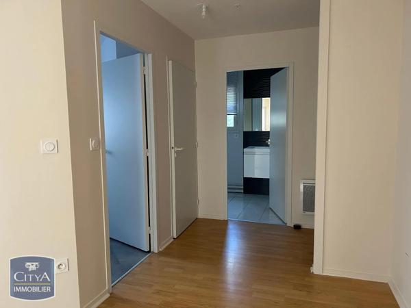Appartement à louer 2 pièces 58.76m² Rennes (35000)