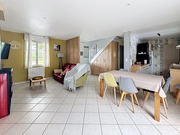 Achat maison Amboise 101 m2, 3 chambres, proche centre ville.