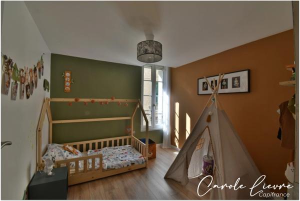 Maison 4 chambres de 147 m² avec garage et terrasse