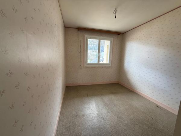 Appartement T4 à rénover