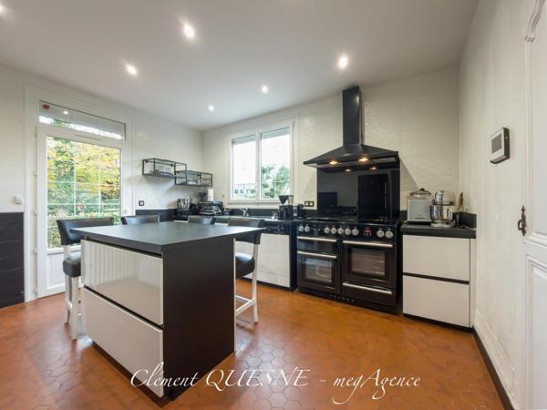 Maison à HAUTOT-SUR-MER, 76550 - 7 pièces 182m²