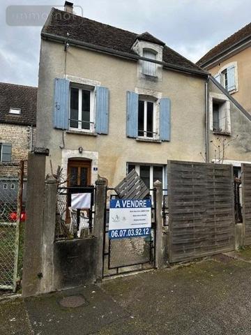 Maison à vendre à Courson-les-Carrières dans l'Yonne (89560), ref :