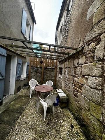 Maison à vendre à Courson-les-Carrières dans l'Yonne (89560), ref :