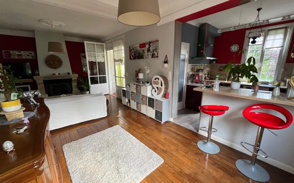 Maison à vendre    6 pièces •  Andilly