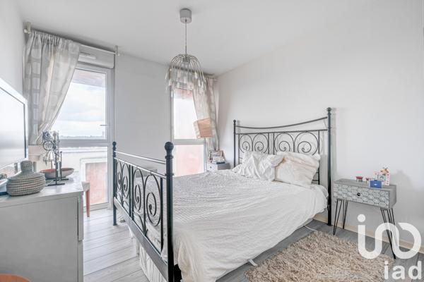 Appartement à vendre 3 pièces 61 m² Villemomble