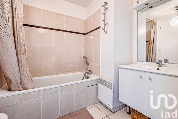 Appartement à vendre 3 pièces 61 m² Villemomble