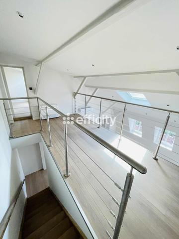 Immeuble 12 pièces - 500 m²