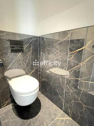 Immeuble 12 pièces - 500 m²