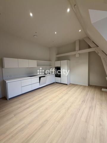 Immeuble 12 pièces - 500 m²