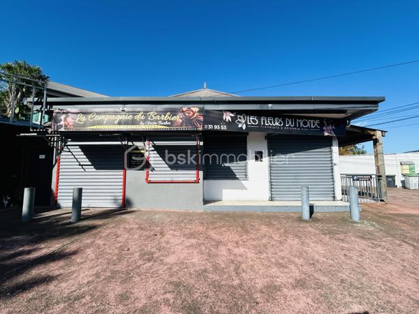 Local d activites de 86 m²