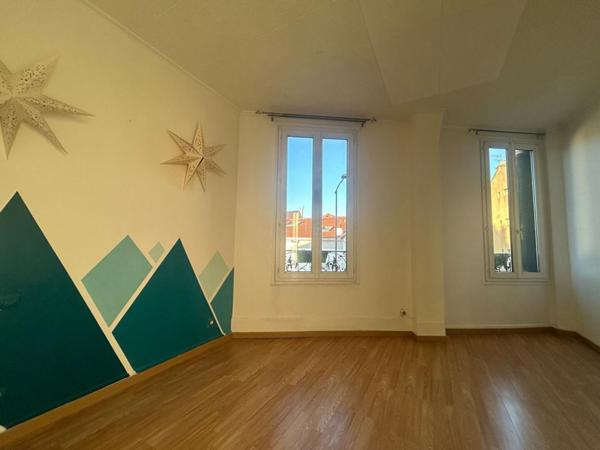 Maison Fontenay 12 min du RER A avec véranda/terrasse ET GARAGE