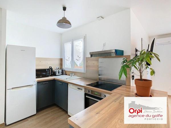 Appartement à louer    3 pièces •  Pietrosella