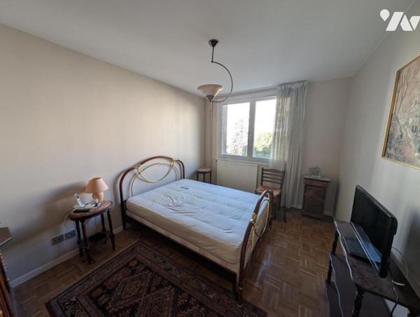 VALENCE - APPARTEMENT T4 78m² + GARAGE ET PARKING 