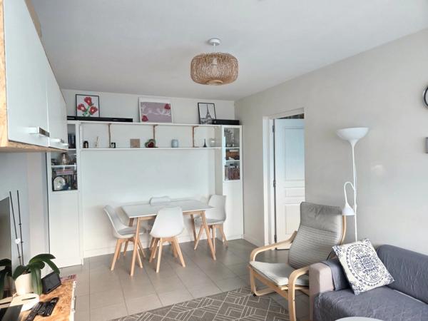 Appartement à vendre 3 pièces AIX LES BAINS (73) - vue dégagée et balcon