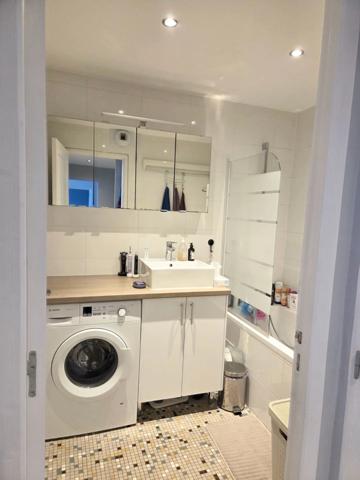 Appartement à vendre 3 pièces AIX LES BAINS (73) - vue dégagée et balcon