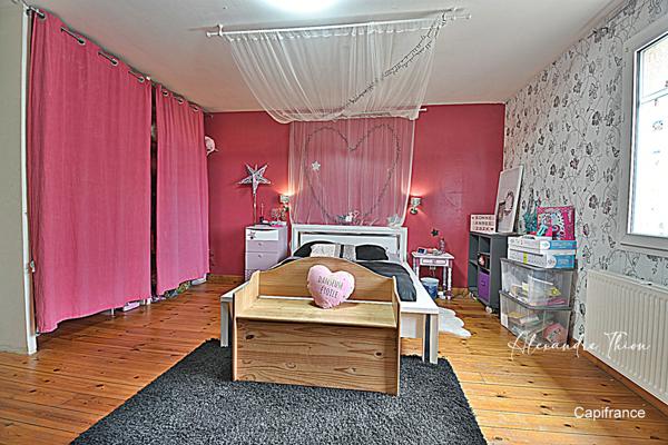 Maison à vendre 10 pièces CHATILLON LA PALUD (01)