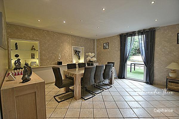 Maison à vendre 10 pièces CHATILLON LA PALUD (01)