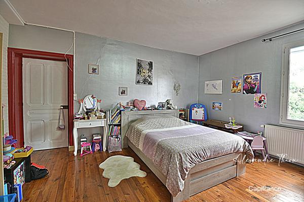 Maison à vendre 10 pièces CHATILLON LA PALUD (01)