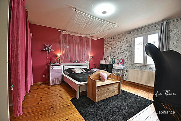 Maison à vendre 10 pièces CHATILLON LA PALUD (01)