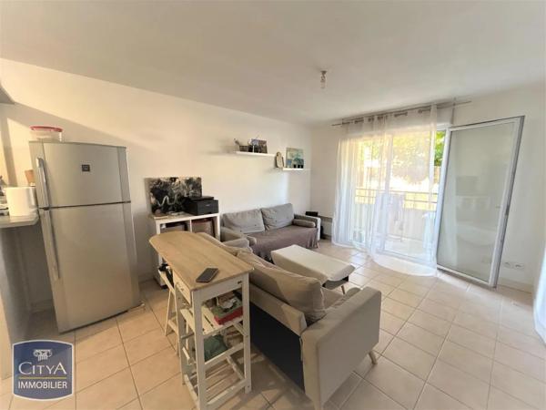 Appartement à louer 2 pièces 39.52m² Castelsarrasin (82100)