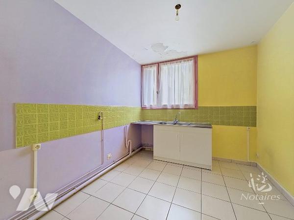 Appartement T3 lumineux avec ascenseur – Centre-ville de Chaumont.