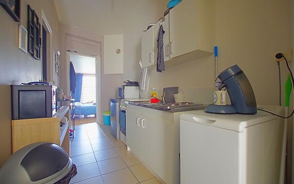 Immeuble à vendre    4 pièces •  Roye