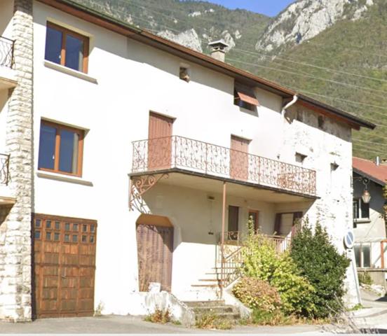 Maison à louer à Léaz (01200)